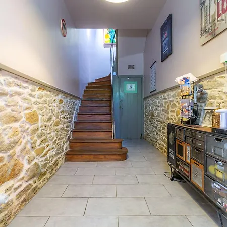 Domloc Apartment