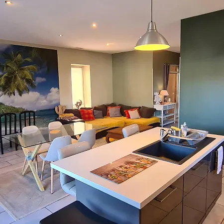 Domloc Apartment *